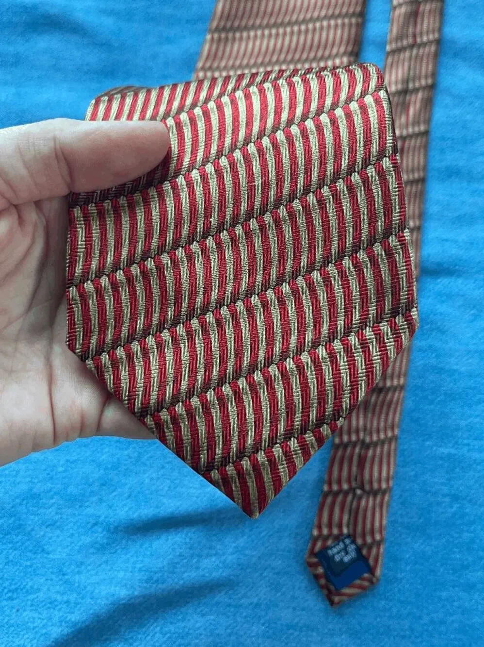 Carlos DeVenezia Silk Tie VTG Red Gold Diagonal Stripe Italian Style Old Money